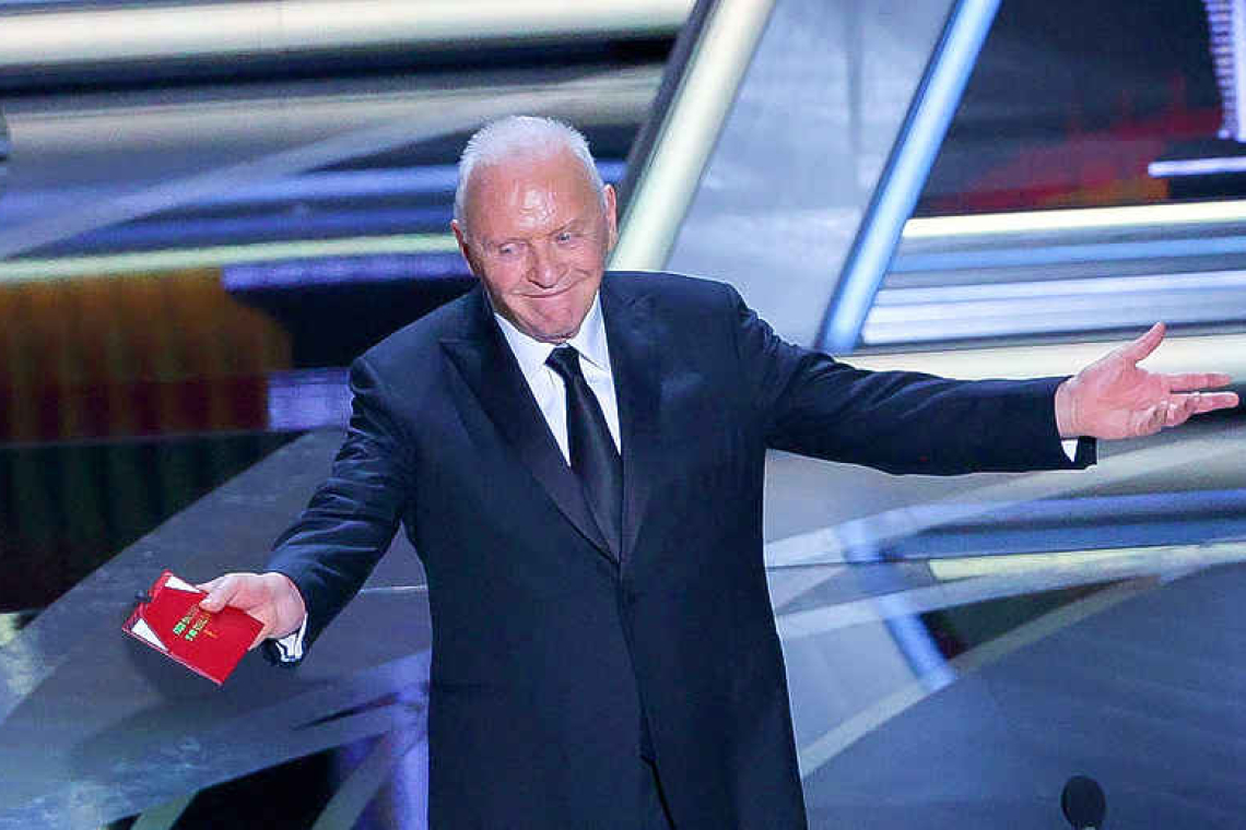Anthony Hopkins signs record deal as a composer